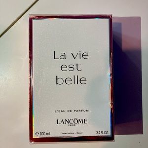 Le Vie Est Belle - L’Eau De Perfum